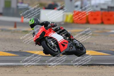 media/Jan-15-2023-SoCal Trackdays (Sun) [[c1237a034a]]/Turn 2 Set 1 (1145am)/